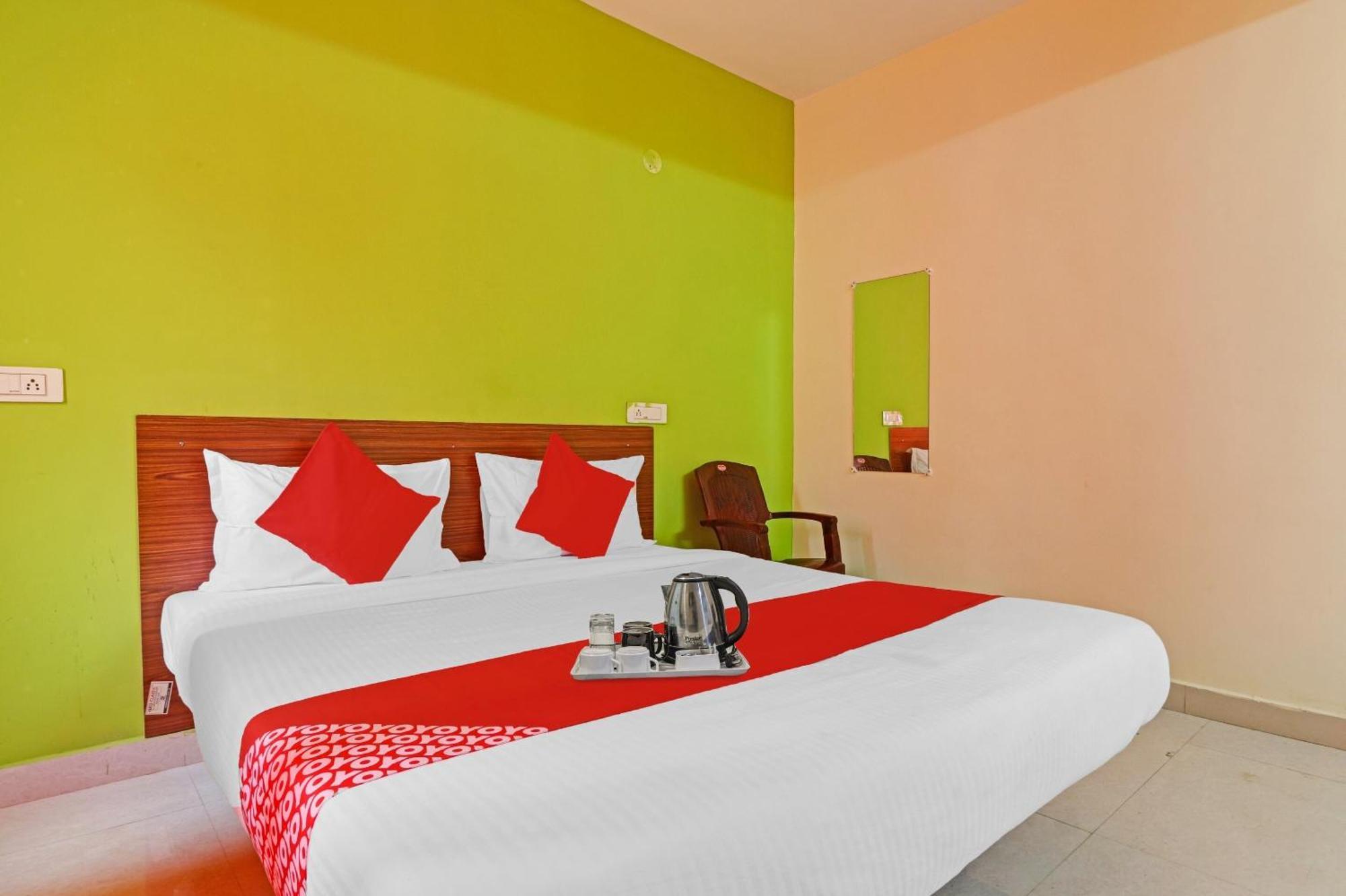 Super Hotel O Dk Reddy Square ハイデラバード エクステリア 写真
